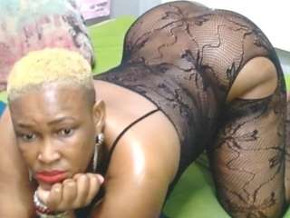 NaughtyMilfxox