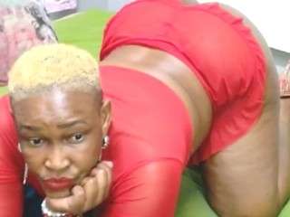 NaughtyMilfxox