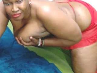 NaughtyMilfxox