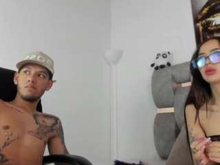 paradisehots Live Webcam on CamSoda