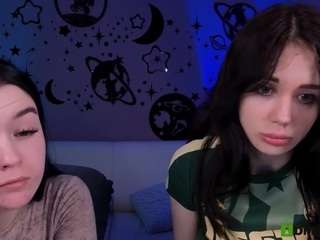 riley-sanders's CamSoda show and profile