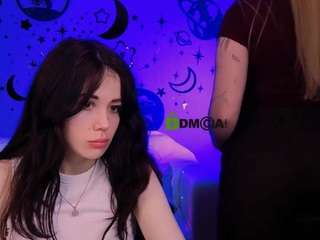 riley-sanders's CamSoda show and profile