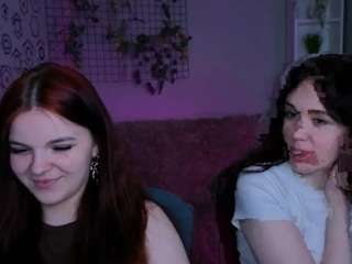 riley-sanders's CamSoda show and profile