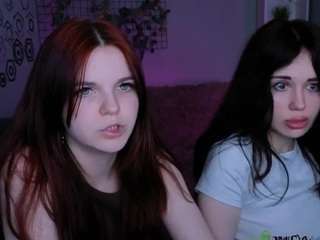 riley-sanders's CamSoda show and profile