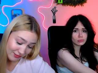 riley-sanders Live Webcam on CamSoda