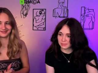 riley-sanders live cam preview