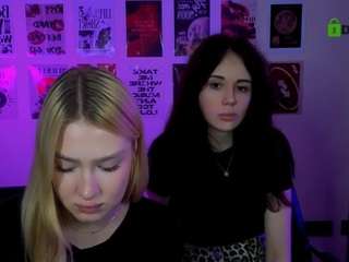 riley-sanders live cam preview