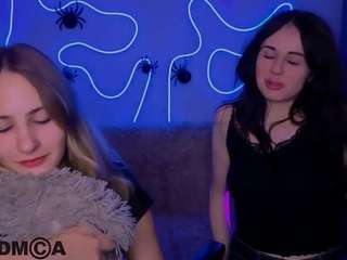riley-sanders live cam preview