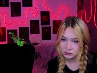 riley-sanders on CamSoda
