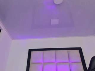 sailyqueen Live Webcam on CamSoda