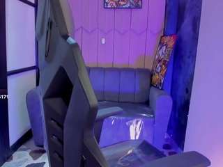 shadenn1 from CamSoda