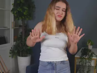 Peggy's Live Sex Cam Show