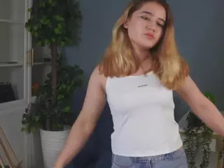 Peggy's Live Sex Cam Show