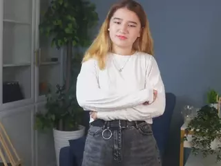 Peggy's Live Sex Cam Show