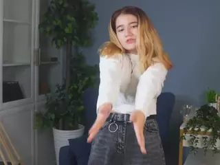 Peggy's Live Sex Cam Show