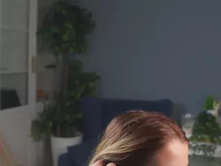 Peggy's Live Sex Cam Show