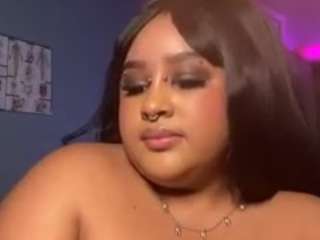 thevalenciarose, female webcam model,  years old, on live webcam