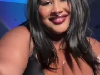 Valencia Rose's Live Sex Cam Show