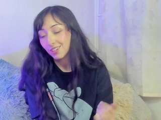 victoriaketta's CamSoda show and profile