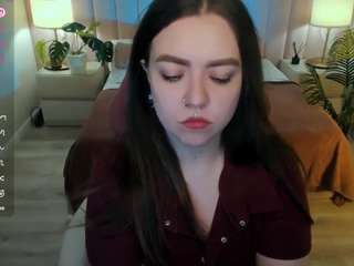 ashtonheidii live cam profile