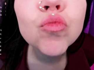 Live cam show with AshtonHeidii