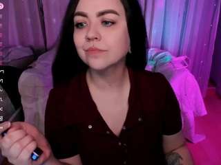 Live cam show with AshtonHeidii