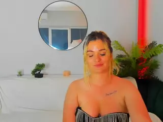 Brianna-Velvet's Live Sex Cam Show