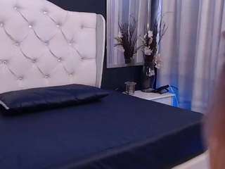 dafne-kym Live Webcam on CamSoda