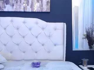 Daphne Simons's Live Sex Cam Show