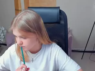 EasterHaimes's Live Sex Cam Show