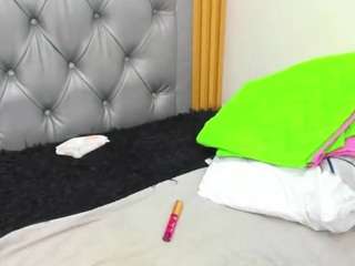 enyeliin Sex Cam Show