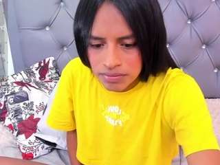 enyeliin Sex Cam Show
