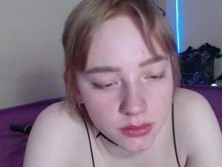 flexyyylexyyyy's CamSoda show and profile