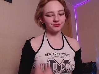 flexyyylexyyyy's CamSoda show and profile