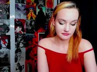 Questo modello è in diretta ora. idafanestain
