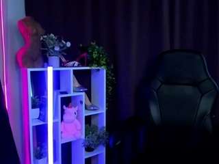 Live cam show with IdaFaneStain