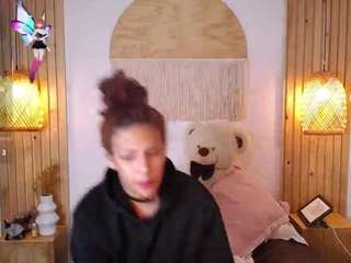 indiiravibes Live Webcam on CamSoda