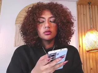 IndiiraVibes's Live Sex Cam Show