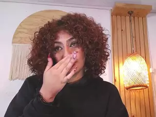 IndiiraVibes's Live Sex Cam Show