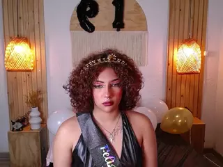IndiiraVibes's Live Sex Cam Show