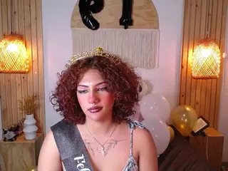 IndiiraVibes's Live Sex Cam Show
