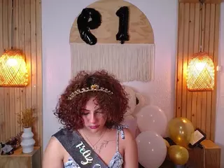 IndiiraVibes's Live Sex Cam Show