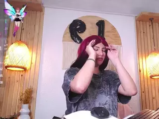 IndiiraVibes's Live Sex Cam Show