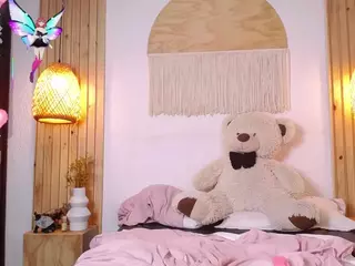 IndiiraVibes's Live Sex Cam Show