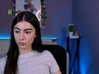 kaisy-star's CamSoda show and profile