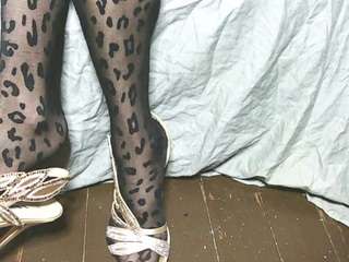 lana-legs53 Live Webcam on CamSoda
