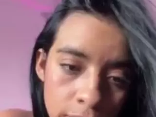lau-fernandez's Live Sex Cam Show