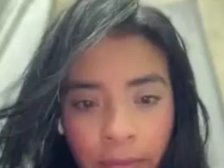 lau-fernandez's Live Sex Cam Show