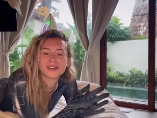 lorythegoddess's Live Sex Cam Show