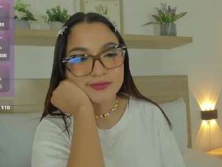 luma-sky's CamSoda show and profile